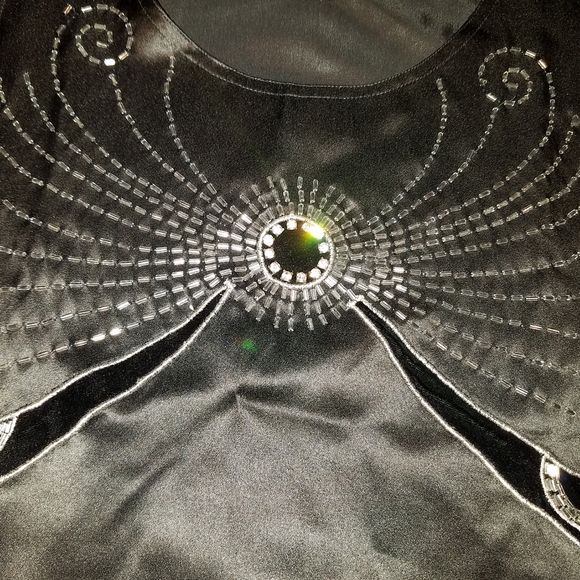 Vinyage LIM YING YING SilkTop - Picture 8 of 10